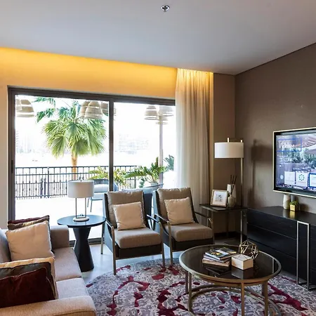 The Townhouses The Pearl Doha Exterior photo
